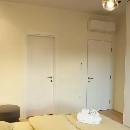 Main Luxury 1 * Tirana