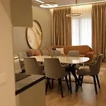 Main Luxury 1 Apartman Tirana