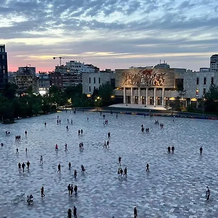 Main Luxury 1 Lägenhet Tirana
