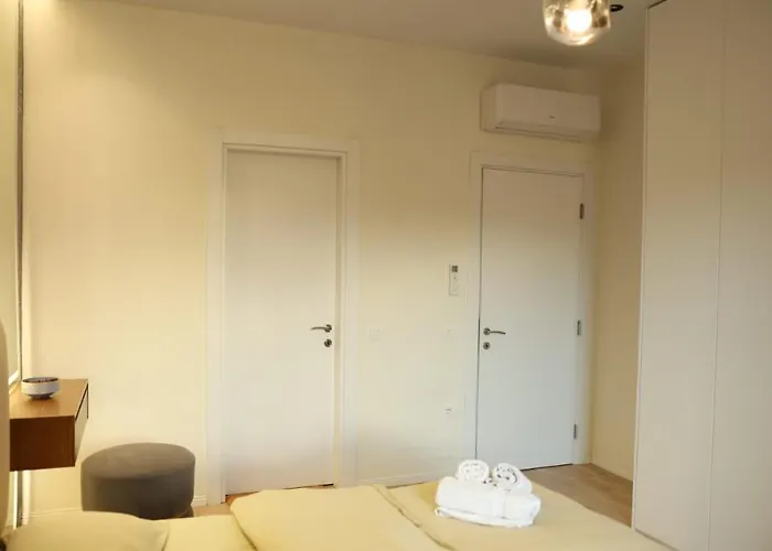 Main Luxury 1 * Tirana